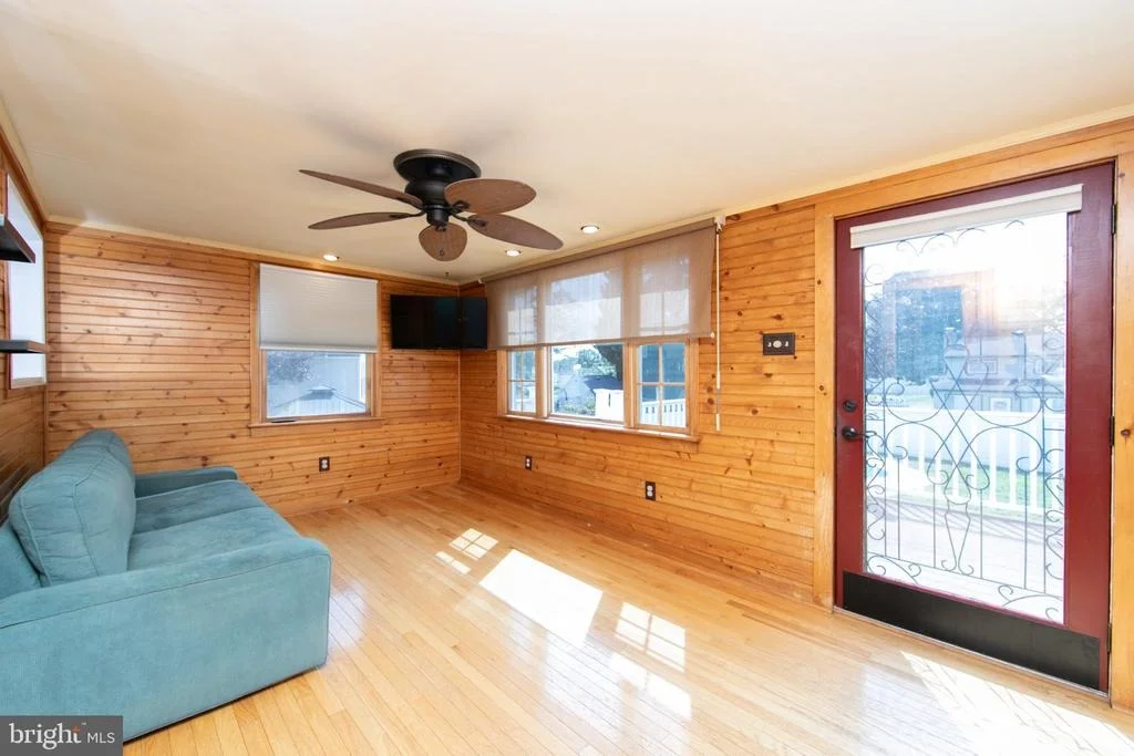 Photo of 787 LANCING ROAD