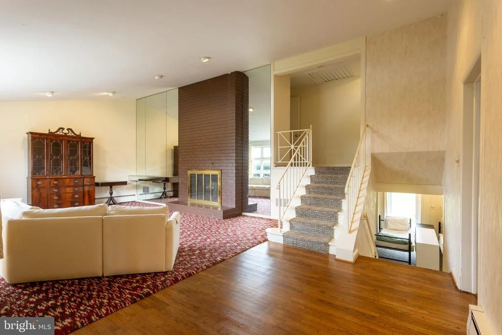 Photo of 2509 HAL CIRCLE