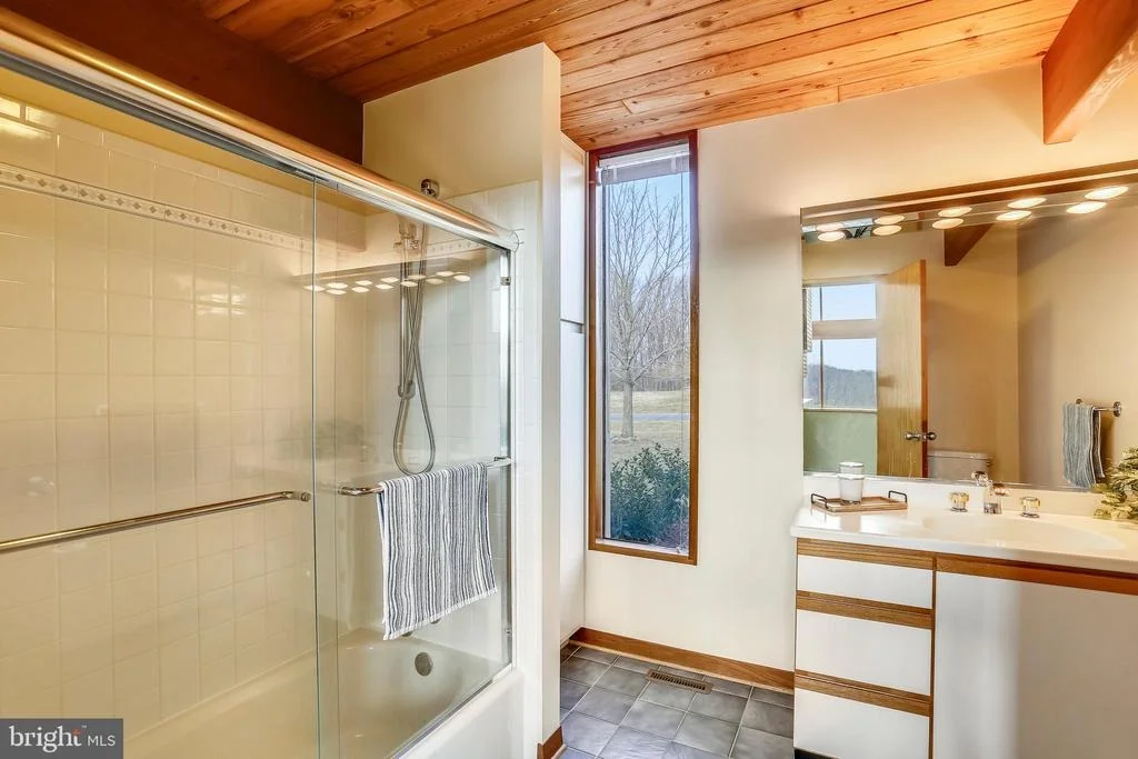 Photo of 20617 TOP RIDGE DRIVE