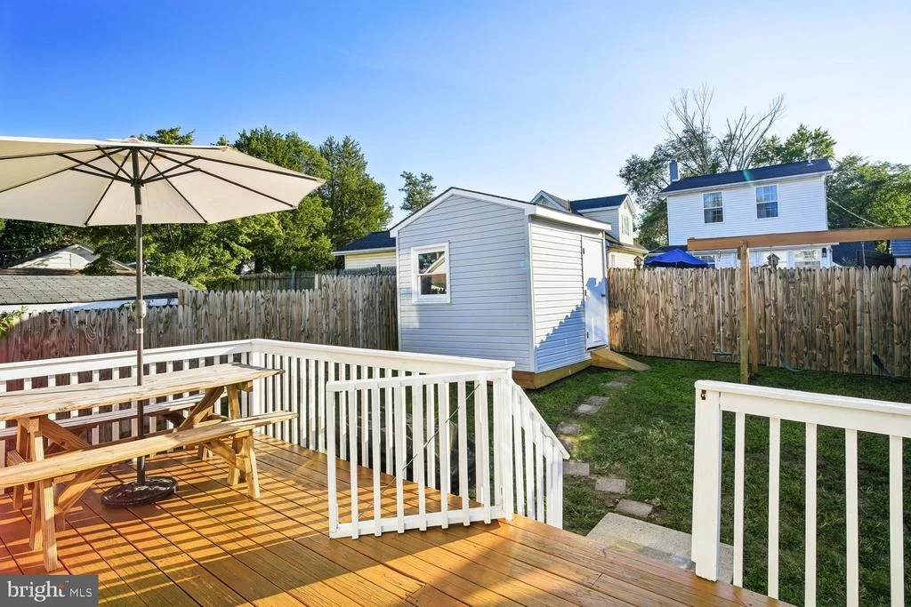 Photo of 1638 MIDLAND ROAD
