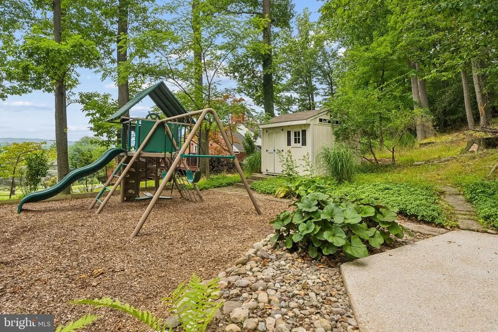 Photo of 804 STAGS HEAD ROAD