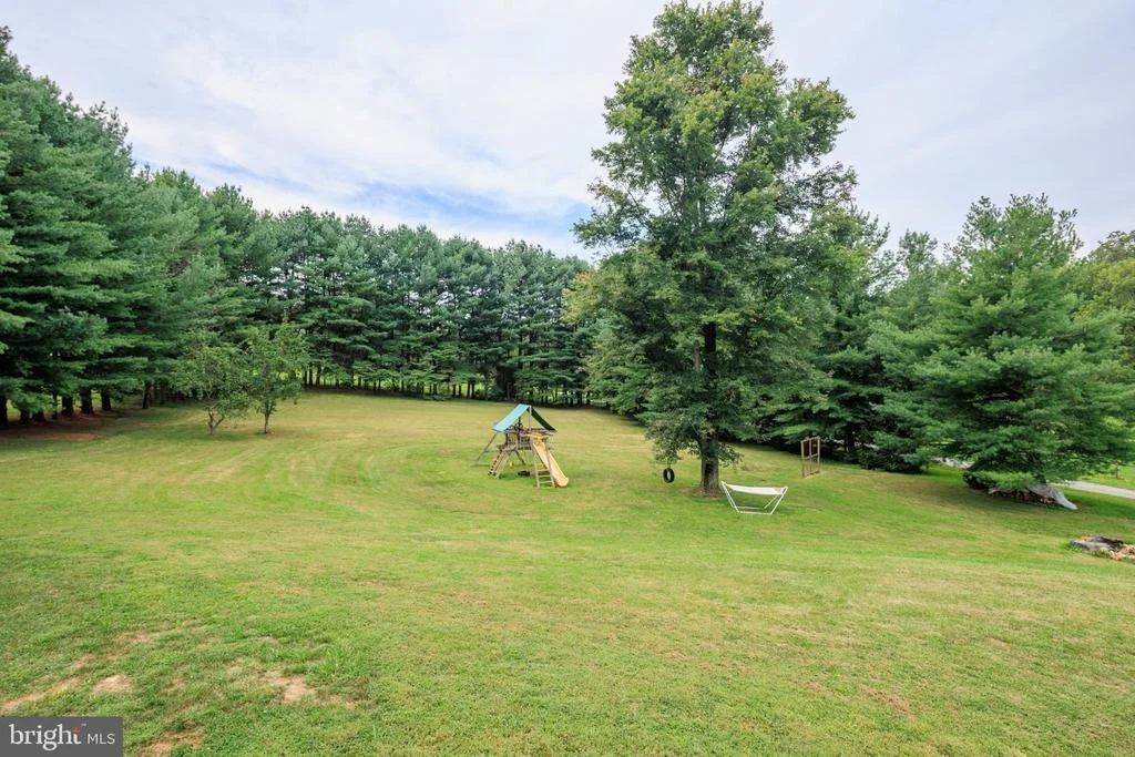 Photo of 1045 DOYLE ROAD