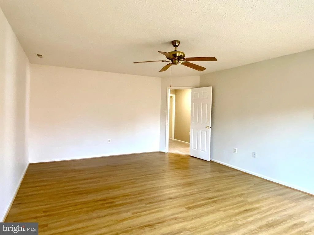 Photo of 14703 PONDSIDE DRIVE