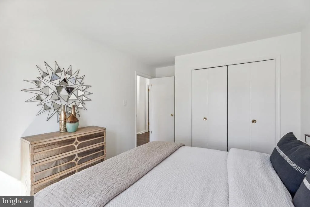 Photo of 9436 WALLINGFORD DRIVE