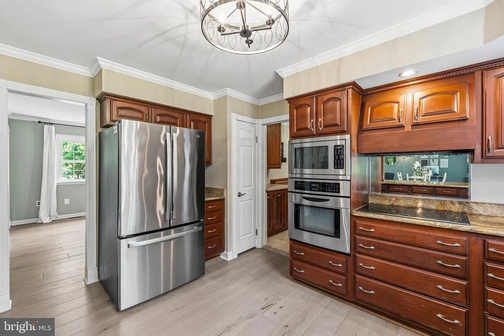 Photo of 9045 FORESTVIEW DRIVE