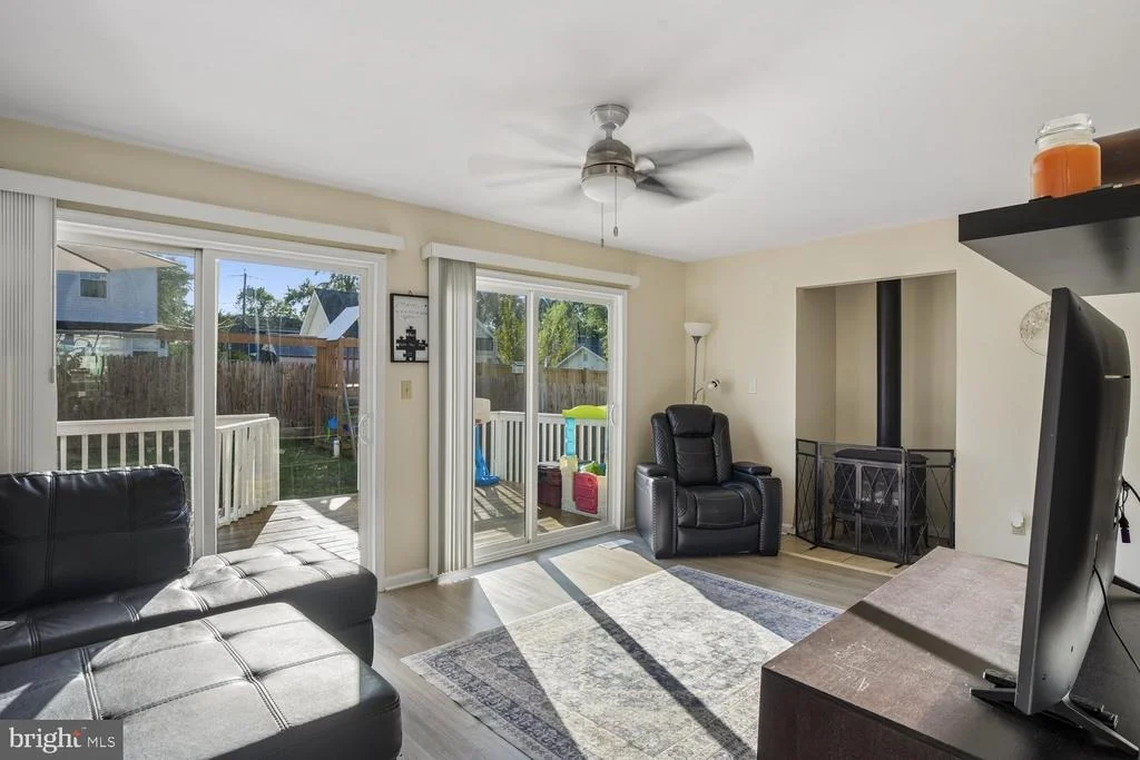 Photo of 1638 MIDLAND ROAD