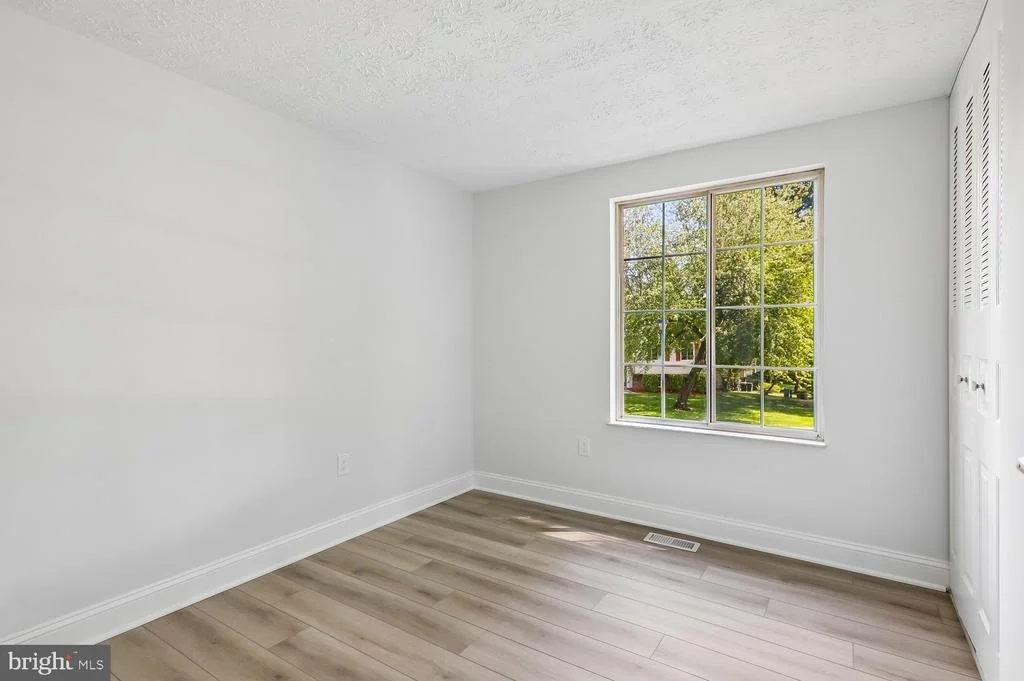Photo of 6612 SEWARD ROAD