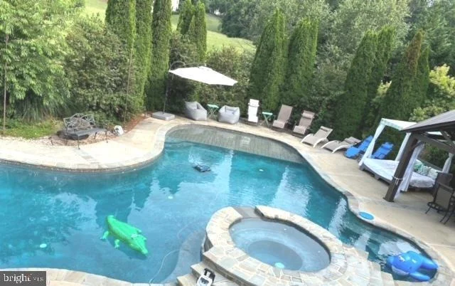 Photo of 24241 KNOLLBROOK PLACE