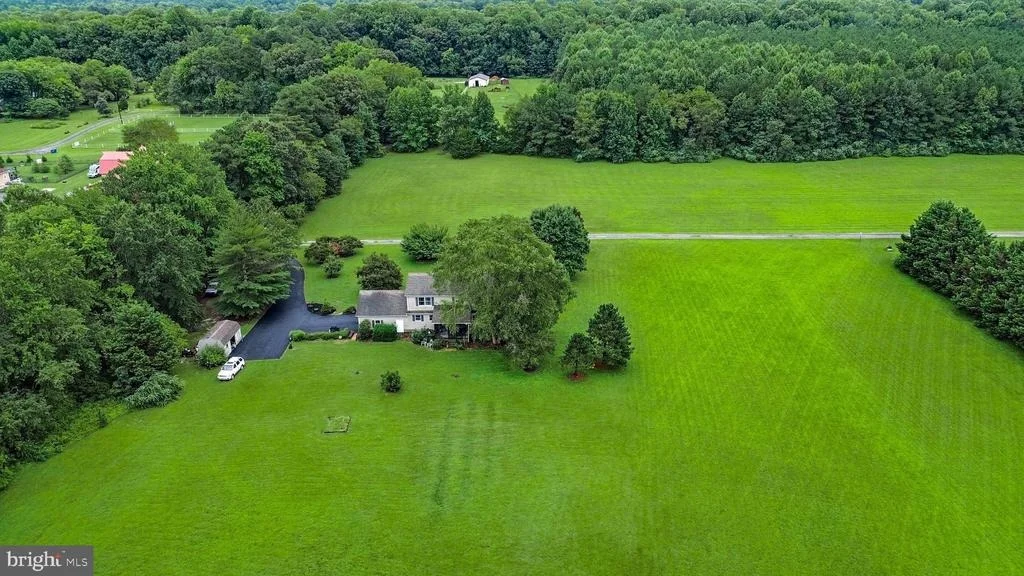 Photo of 23900 EMMA LANE