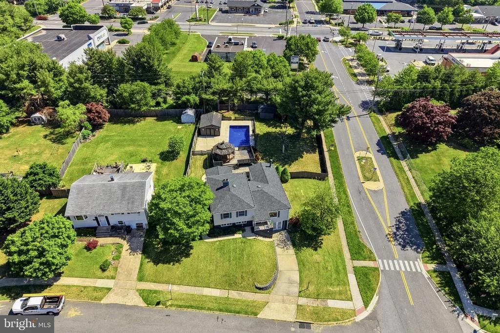Photo of 2030 CHERRY ROAD