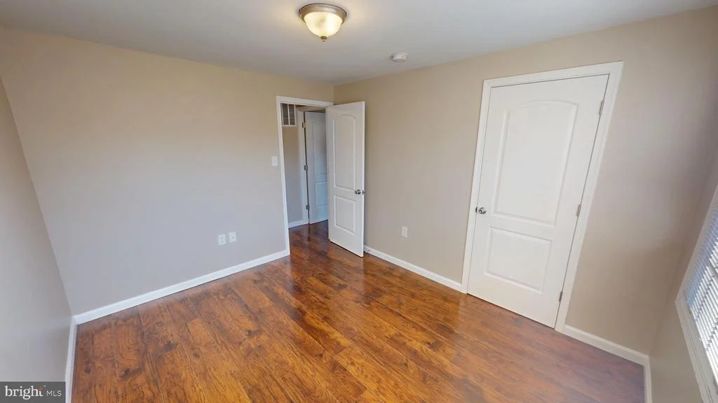 Photo of 5014 NICHOLAS ROAD