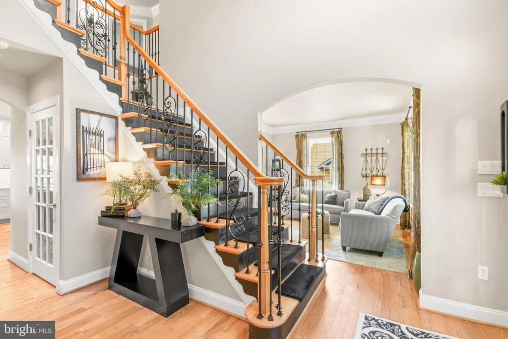 Photo of 4606 MOCKINGBIRD LANE