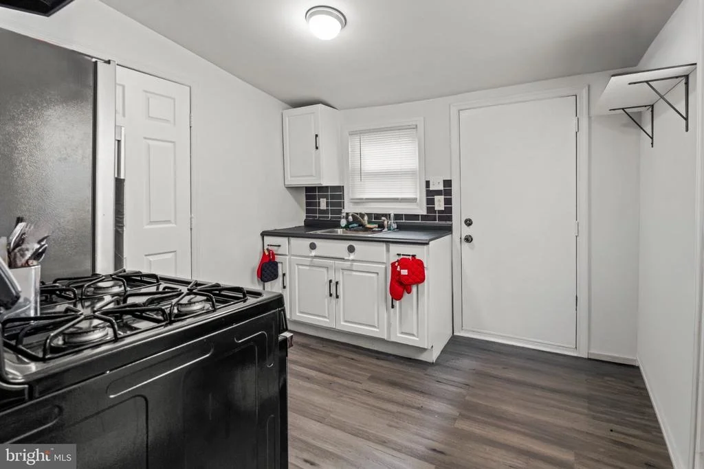 Photo of 443 WOOD STREET