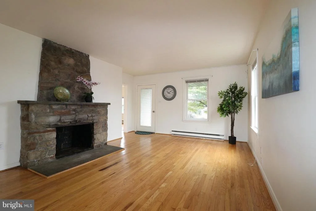 Photo of 5 KING AVENUE
