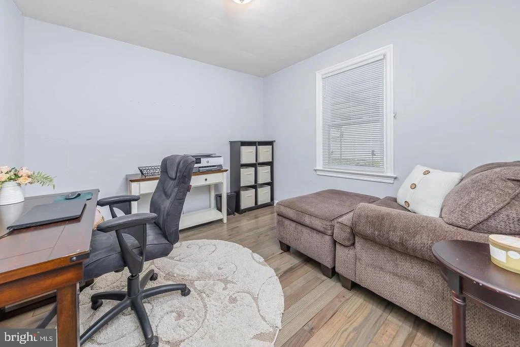 Photo of 415 LAKE AVENUE
