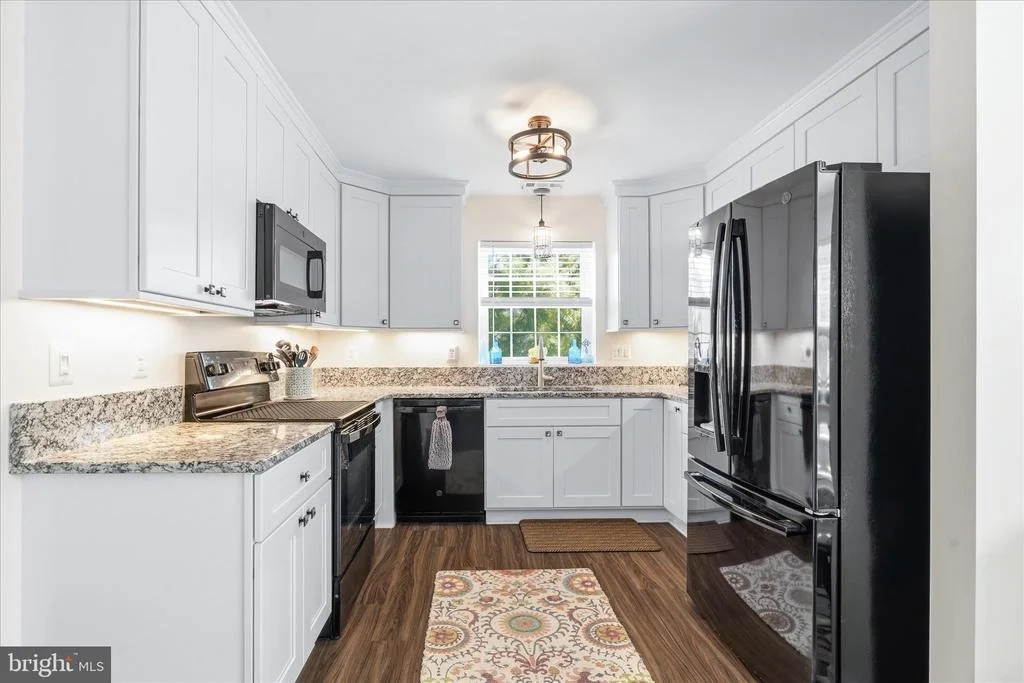 Photo of Unit 2C at 2507 SHELLEY CIRCLE