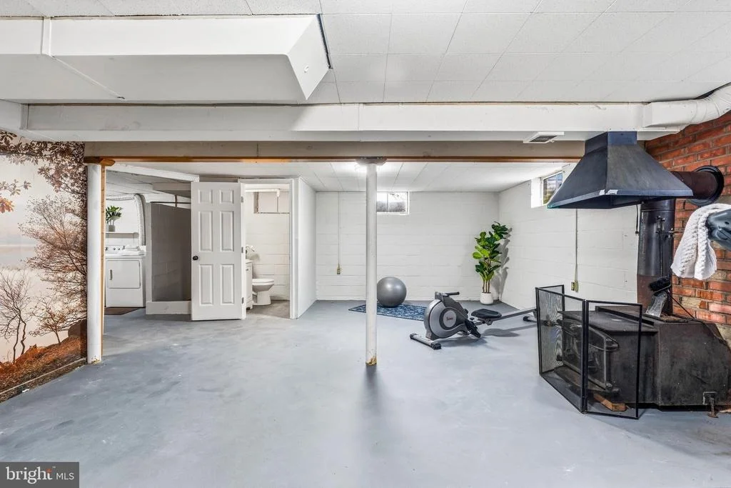 Photo of 919 SEMINOLE ROAD