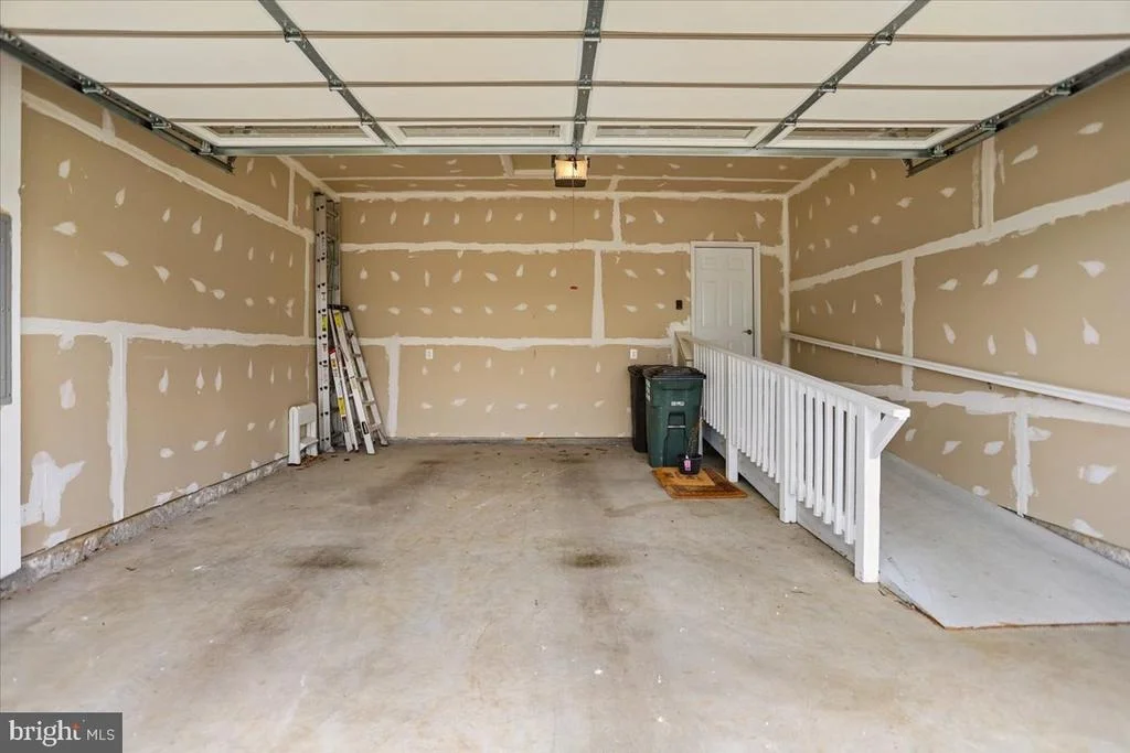 Photo of 1002 PIPERS BROOK DRIVE