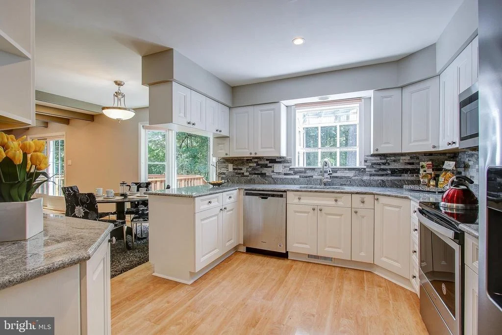 Photo of 7109 LONG VIEW ROAD