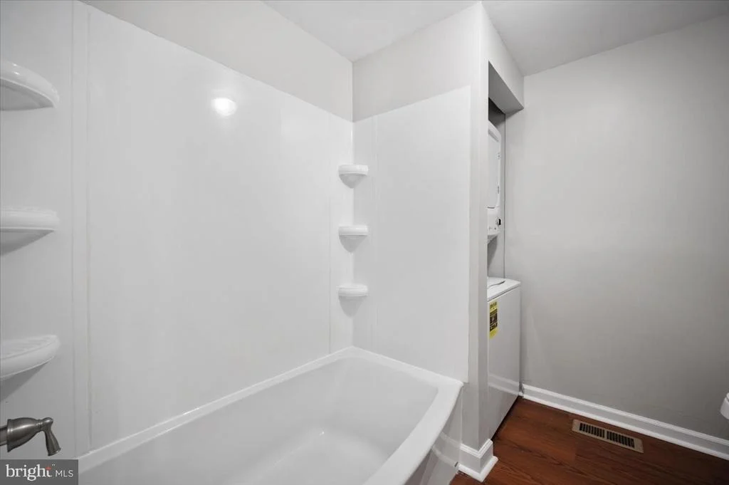 Photo of 12275 FOX DEN LN