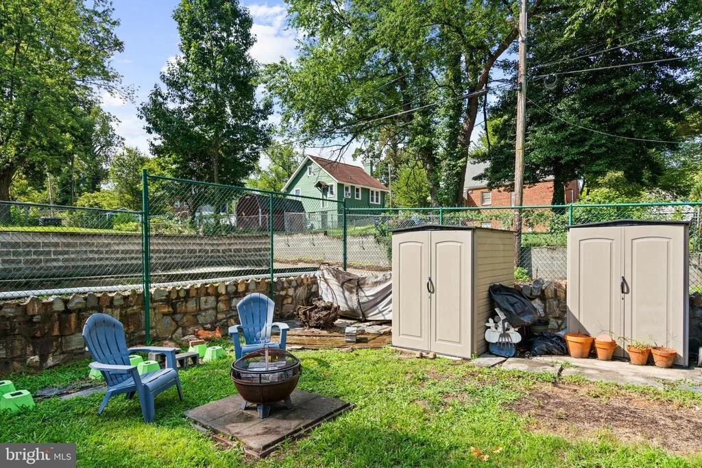 Photo of 1143 44TH PLACE SE