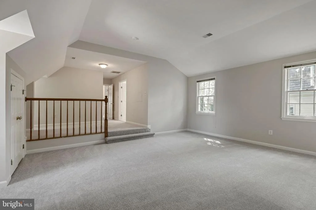 Photo of 500 MIDSUMMER DRIVE