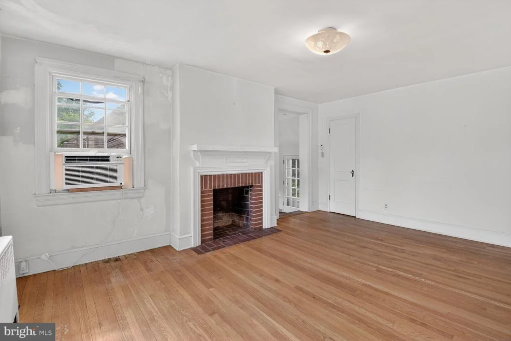 Photo of 702 MCNEILL ROAD