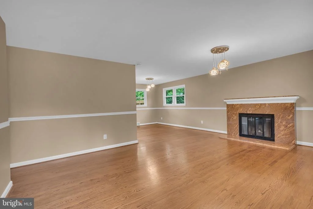 Photo of 6809 BRADDOCK ROAD