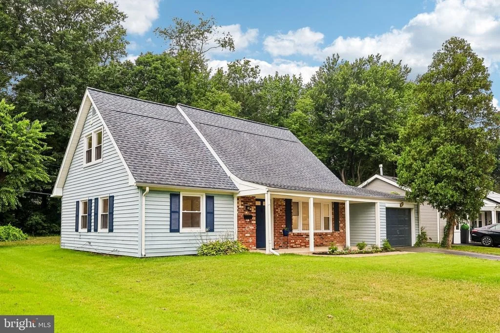 Photo of 86 E RIVER DRIVE