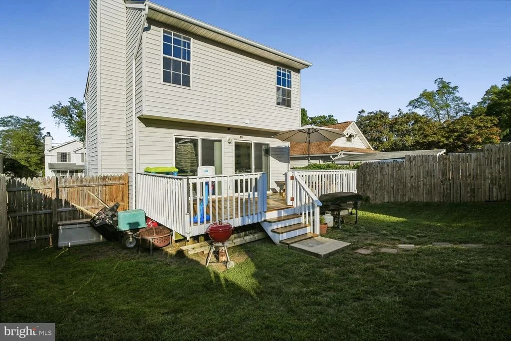 Photo of 1638 MIDLAND ROAD