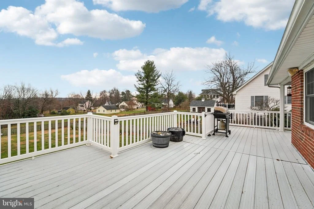 Photo of 307 BELLVIEW AVENUE