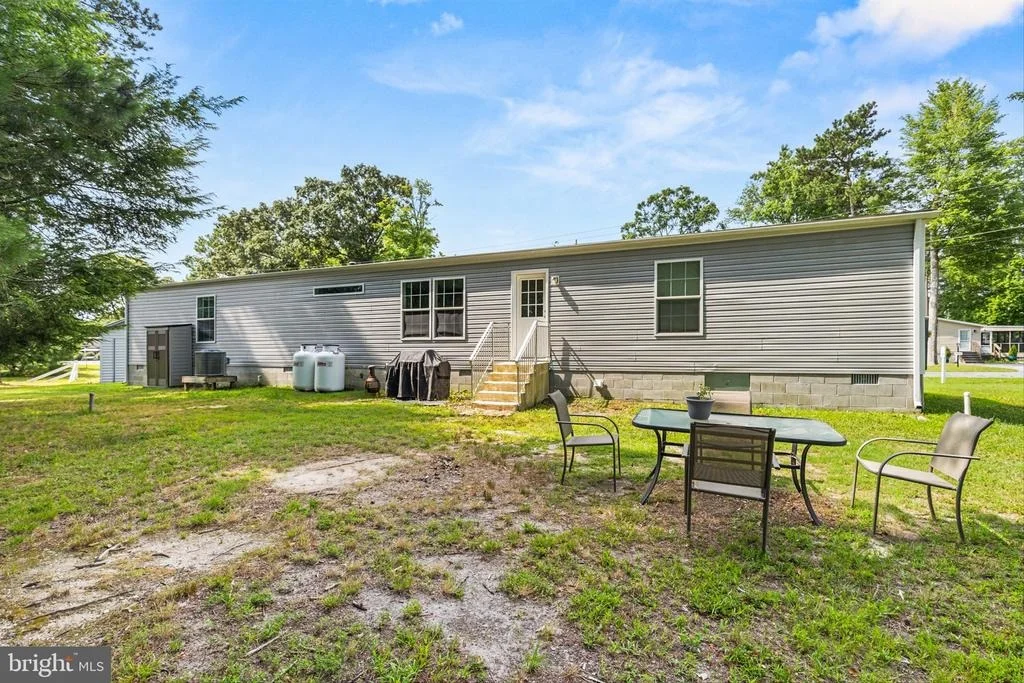Photo of 37211 FLORIDA DRIVE