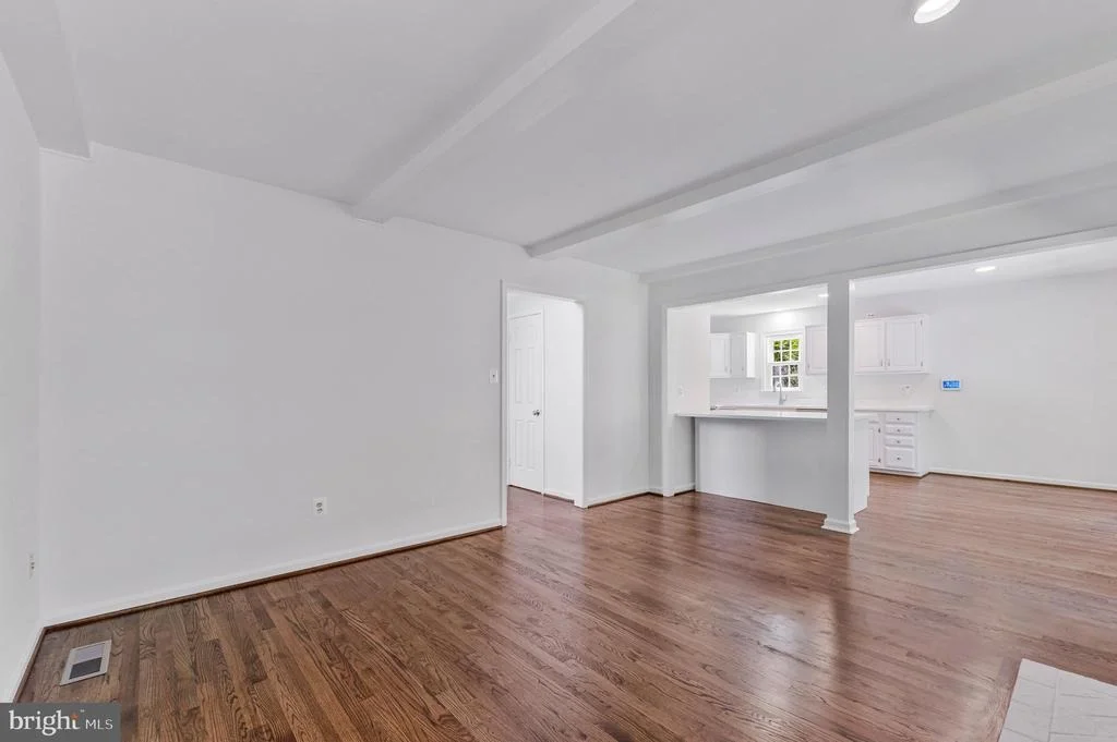 Photo of 1138 RANDOLPH ROAD
