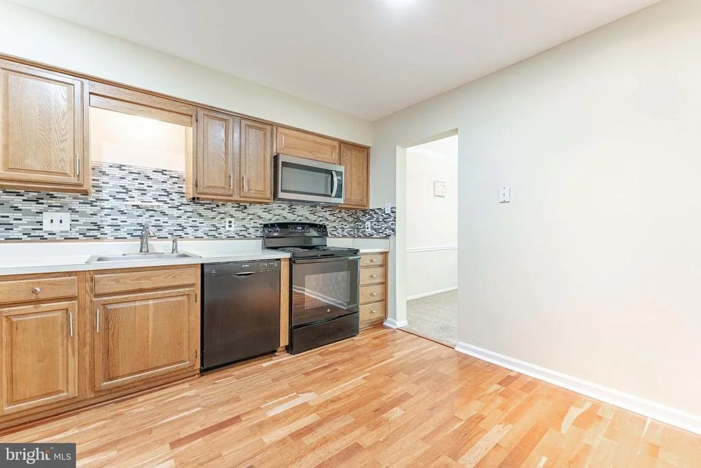 Photo of 11 CHATEAU CIRCLE