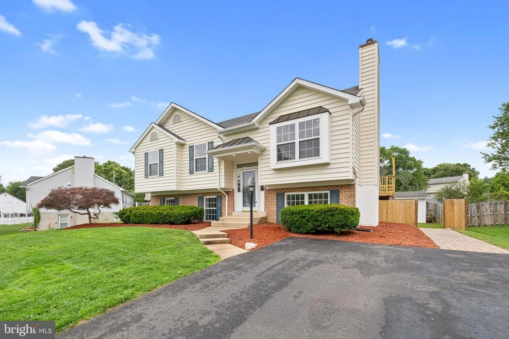 Photo of 5842 RIVERSIDE DRIVE