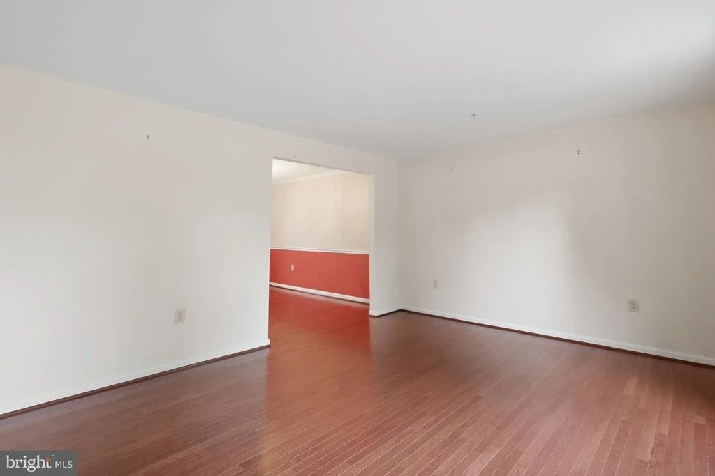 Photo of 9223 E GARY LANE E
