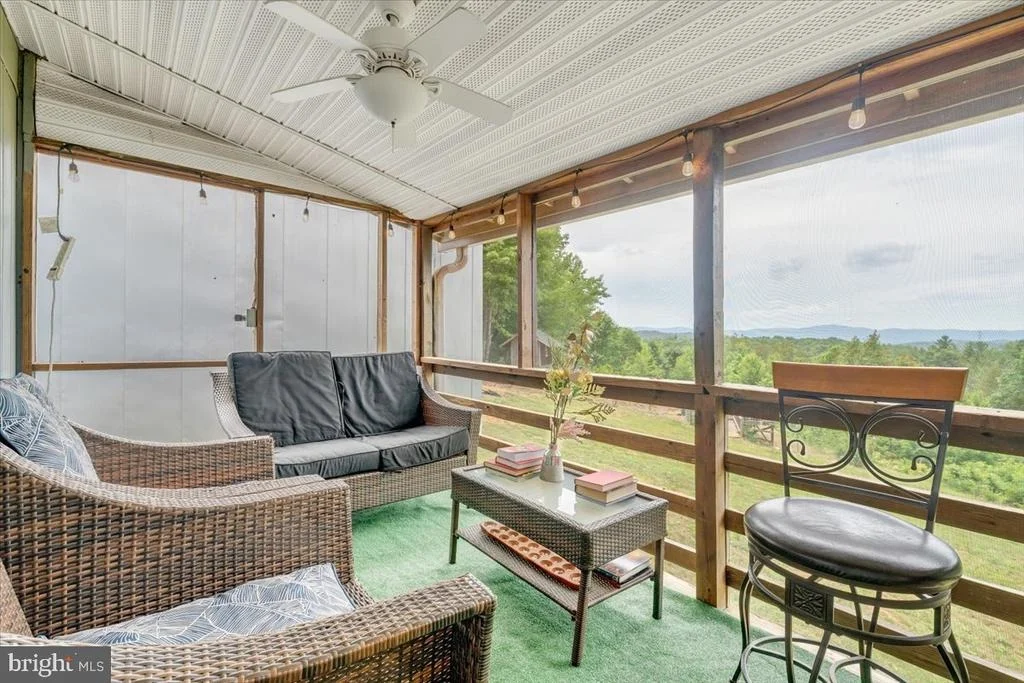 Photo of 722 FOLEY RIDGE ROAD