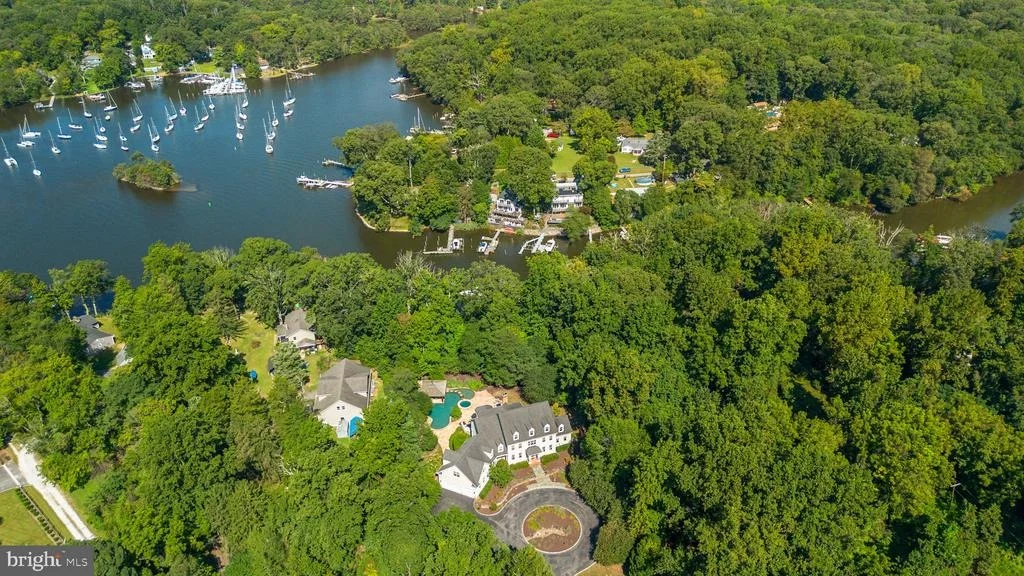Photo of 370 EAGLE HILL ROAD