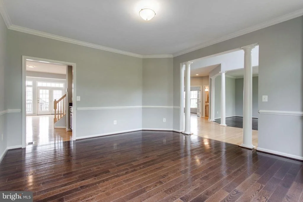 Photo of 6961 TANGLEWOOD DRIVE