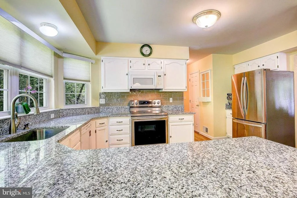 Photo of 10945 TWO SISTERS LANE