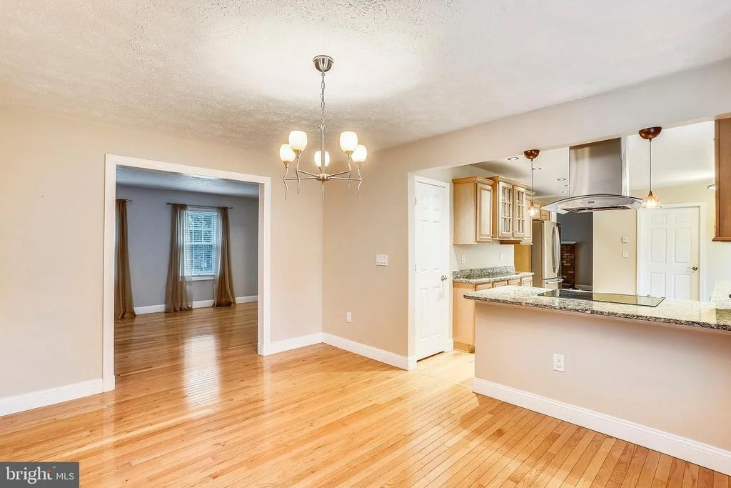 Photo of 15209 DONNA DRIVE