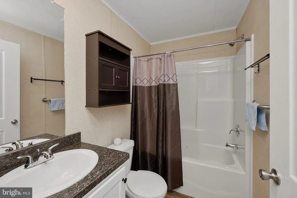 Photo of 635 DENNETT ROAD