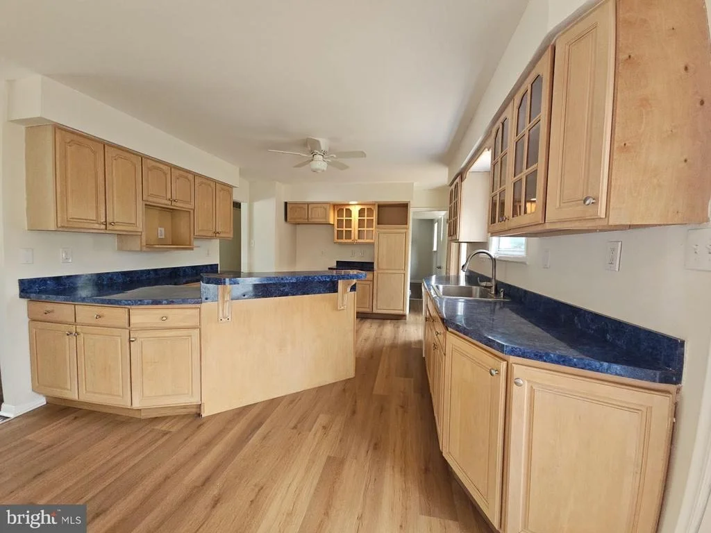 Photo of 82 HARVARD ROAD