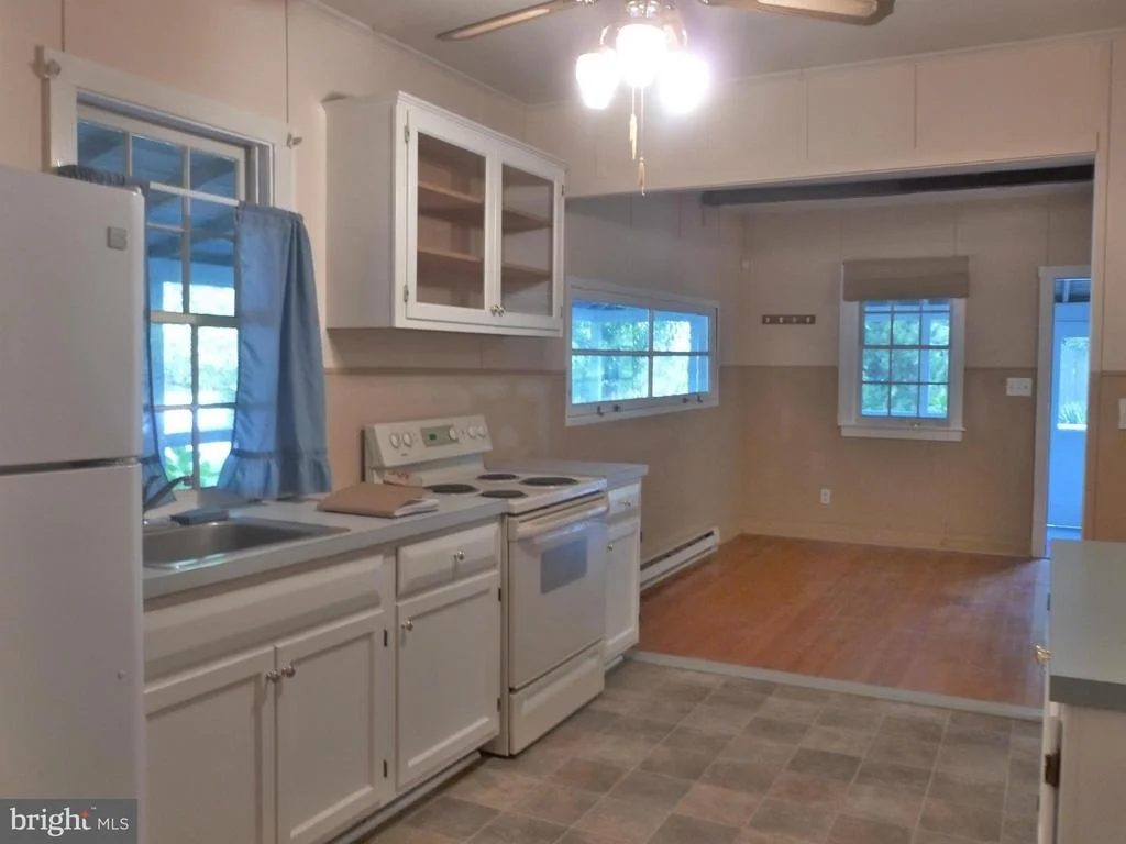 Photo of 6015 POPLAR ROAD