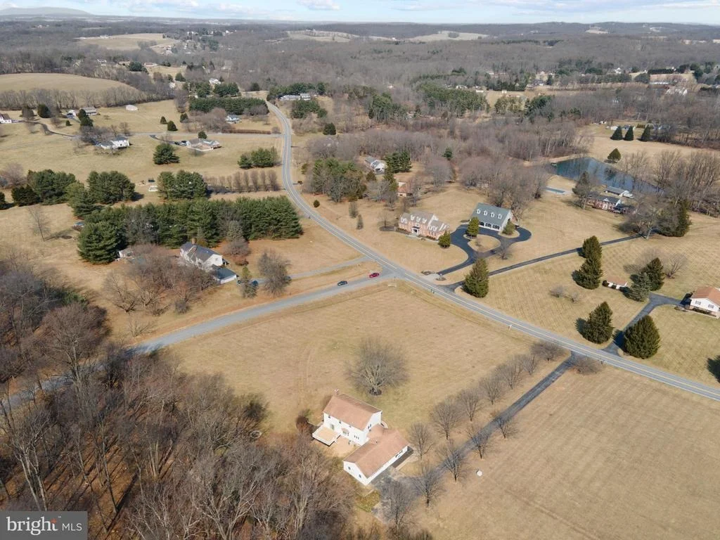 Photo of 3817 MOUNT AIRY DRIVE
