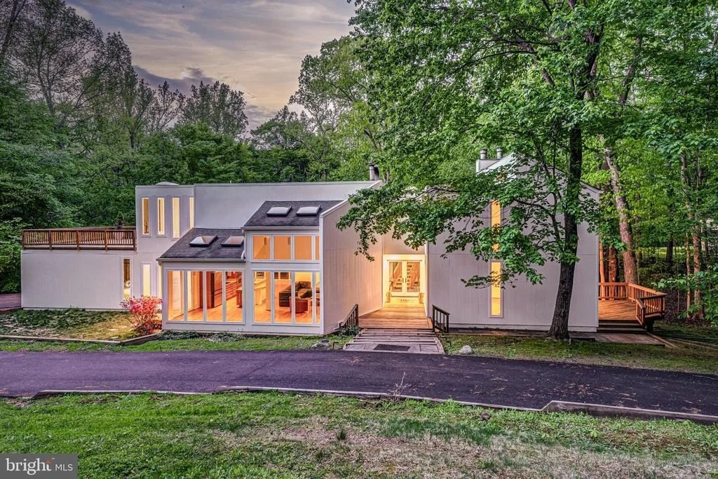 Photo of 125 EAGLES MERE ROAD