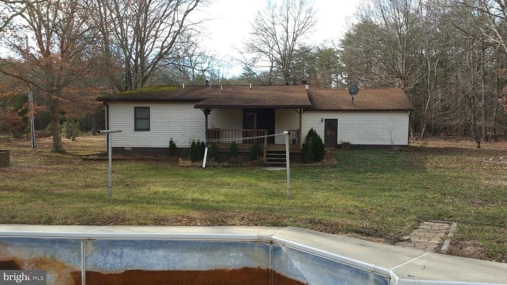 Photo of 16438 GARDNER ROAD