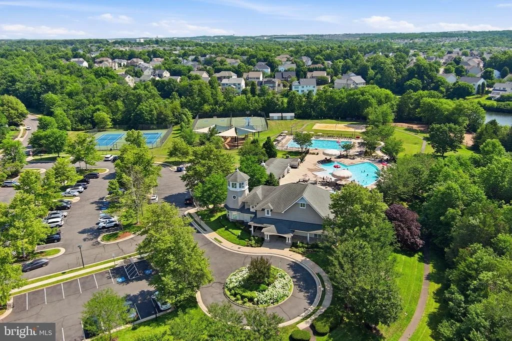 Photo of 9242 RAINBOW FALLS DRIVE