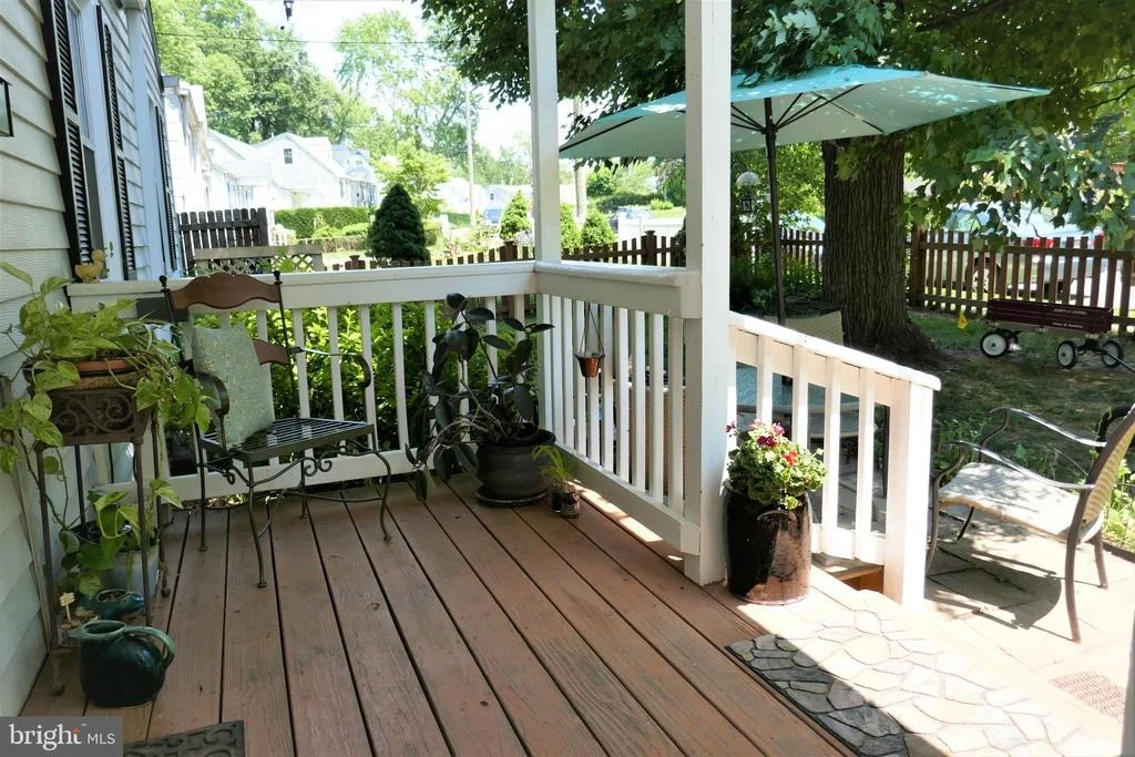 Photo of 2517 MASON STREET