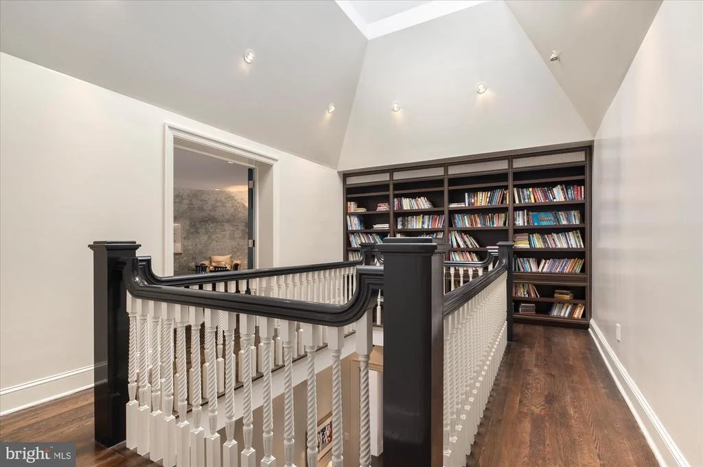 Photo of 1823 PHELPS PLACE NW